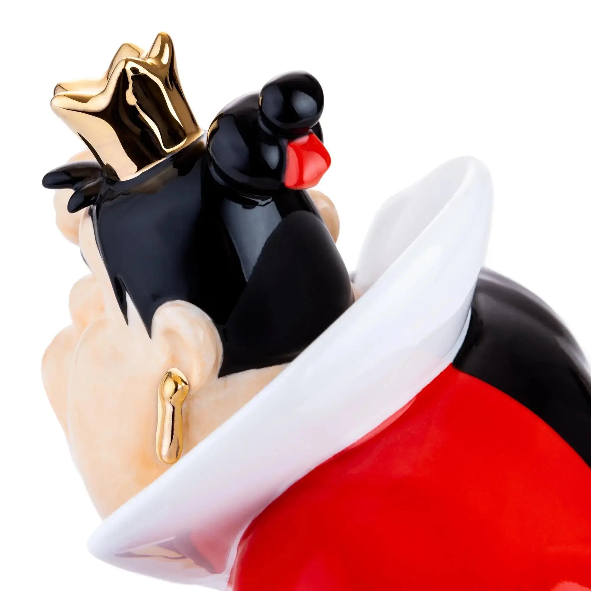 Queen of Hearts image 5