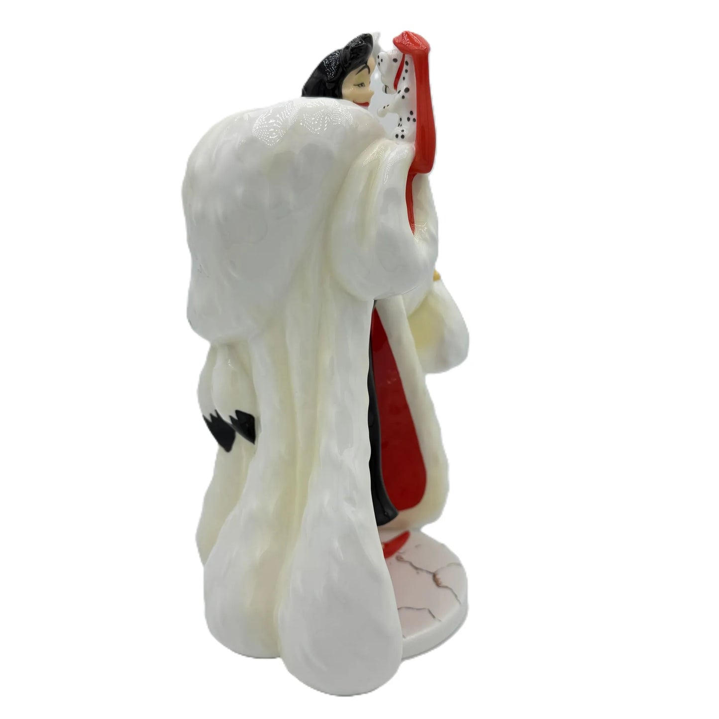 English Ladies Disney 101 Dalmatians Cruella de Vil Figurine