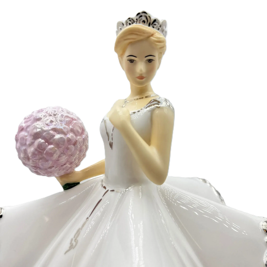 english ladies thelma madine gypsy grace figurine blonde - Charterwells