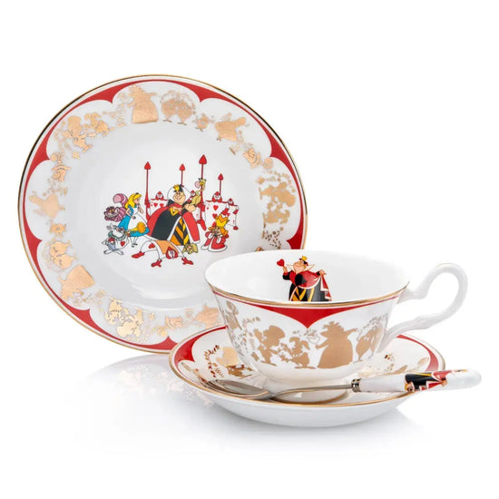 Queen of Hearts Cup and Saucer image 3