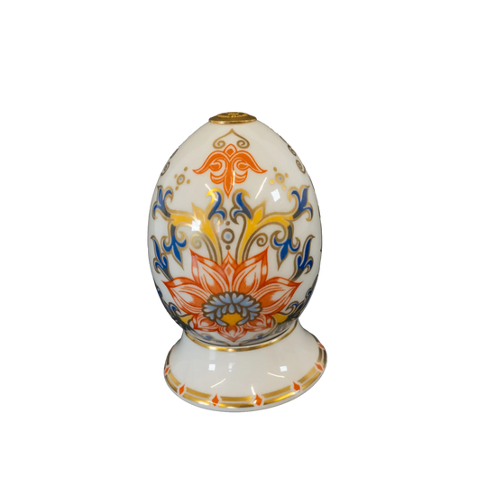 Royal Crown Derby World of Eggs & Stand - Japan Charterwells