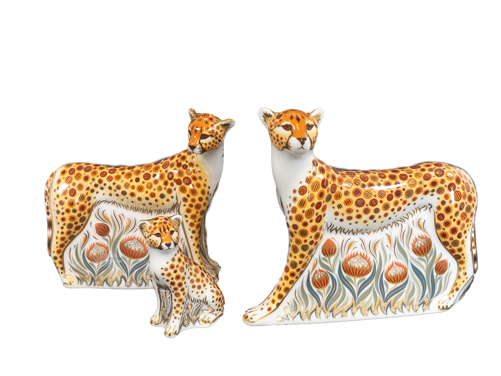 Royal Crown Derby Cheetah Family Paperweights Charterwells-Ex-Display