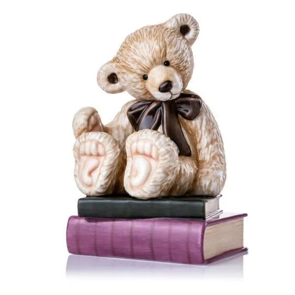 English Ladies Charlie Bear Bear of the Year 2009 Figurine