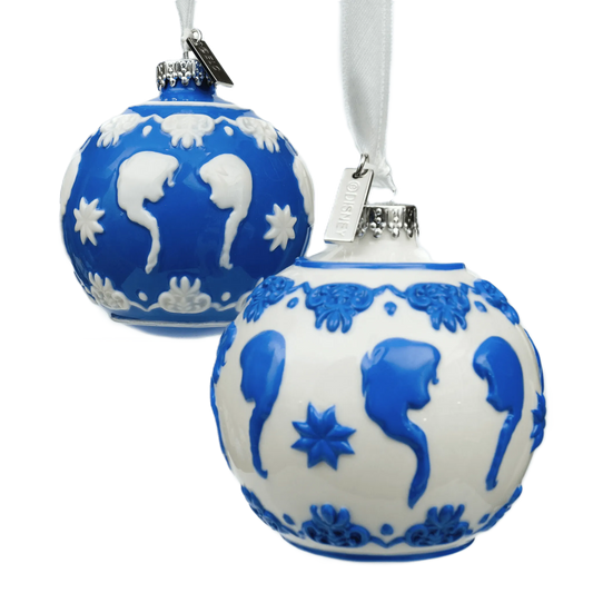 English Ladies Disney Frozen Sisters Forever Christmas Tree Baubles x 2